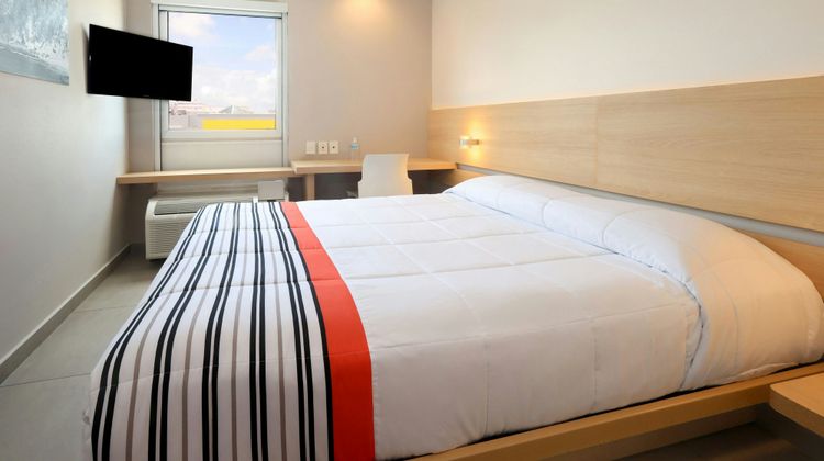 City Express Junior by Marriott Cancun Room
