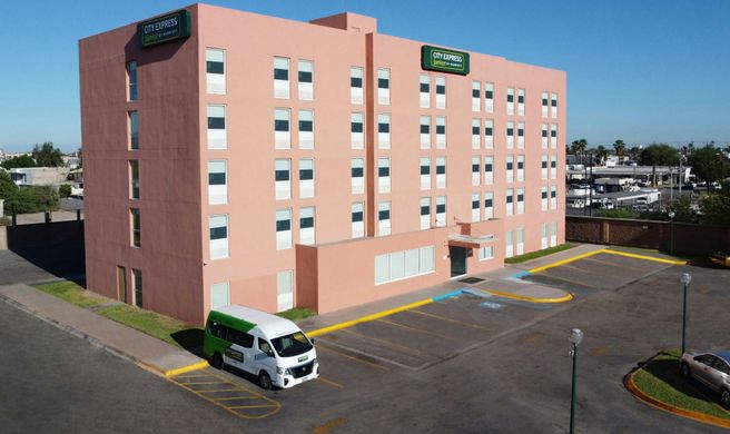 City Express Junior by Marriott Exterior