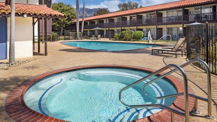 Found Hotels Santa Barbara Pool