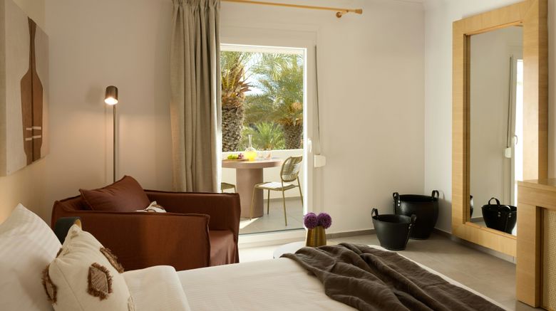 <b>Hotel Golden Milos Beach Room</b>. Images powered by <a href="https://www.leonardoworldwide.com/" title="Leonardo Worldwide" target="_blank">Leonardo</a>.