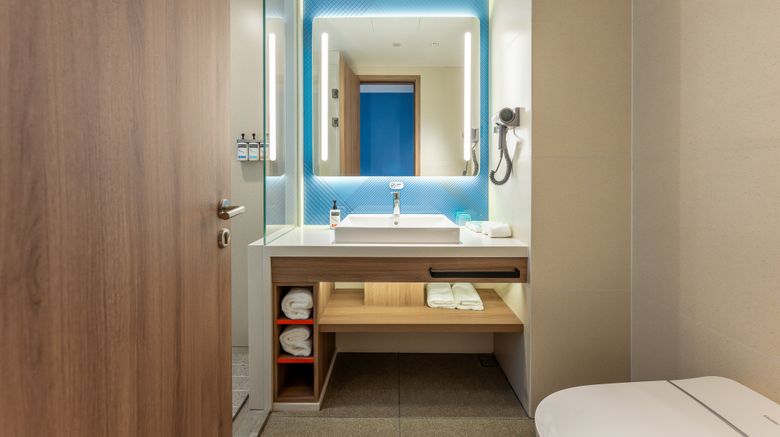 <b>Holiday Inn Exp Hefei FTZ Room</b>. Images powered by <a href="https://www.leonardoworldwide.com/" title="Leonardo Worldwide" target="_blank">Leonardo</a>.