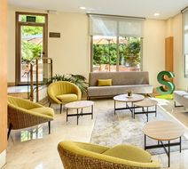 Les Brases - Sort Lobby