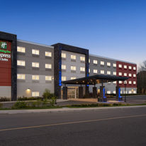 Holiday Inn Express/Stes Courtenay Comox