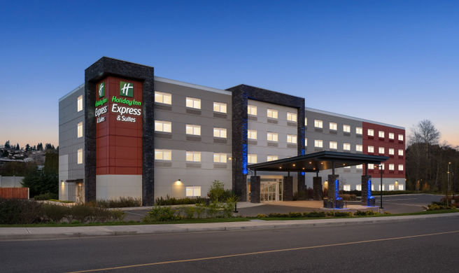 Holiday Inn Express/Stes Courtenay Comox Exterior