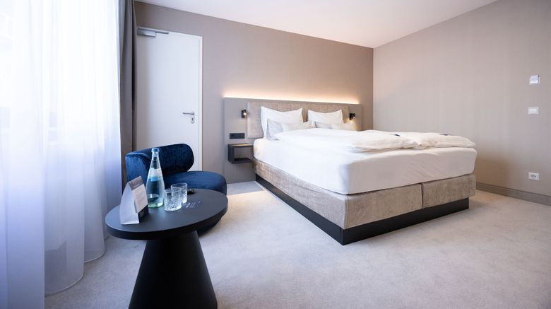 <b>Designhotel Kronjuwel Room</b>. Images powered by <a href="https://www.leonardoworldwide.com/" title="Leonardo Worldwide" target="_blank">Leonardo</a>.