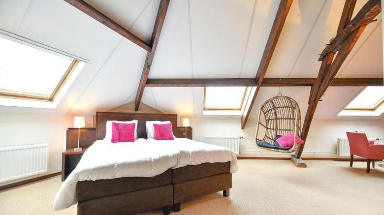 <b>Hostellerie Munten Room</b>. Images powered by <a href="https://www.leonardoworldwide.com/" title="Leonardo Worldwide" target="_blank">Leonardo</a>.