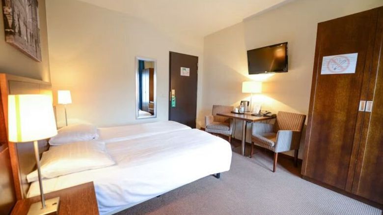<b>Hostellerie Munten Room</b>. Images powered by <a href="https://www.leonardoworldwide.com/" title="Leonardo Worldwide" target="_blank">Leonardo</a>.