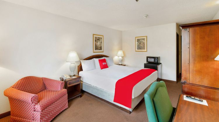 Super 8 Portage Room