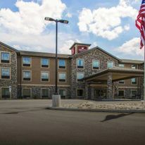 Creekstone Inn & Suites St. Marys
