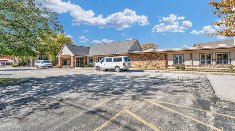 <b>Eastland Suites Hotel & Conference Center Exterior</b>. Images powered by <a href="https://www.leonardoworldwide.com/" title="Leonardo Worldwide" target="_blank">Leonardo</a>.
