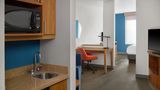 Holiday Inn Express & Suites Midland Suite