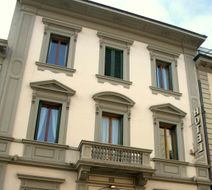 Hotel Bonifacio Exterior