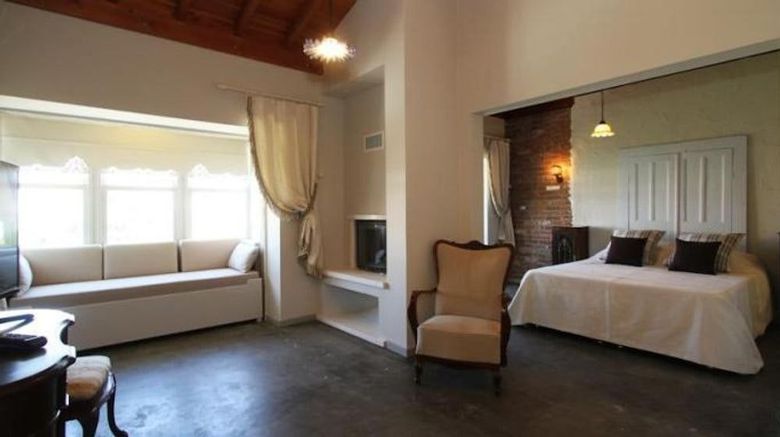 <b>Alacati Kostem Hotel Suite</b>. Images powered by <a href="https://www.leonardoworldwide.com/" title="Leonardo Worldwide" target="_blank">Leonardo</a>.