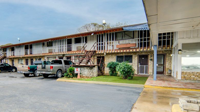 <b>Cannon Inn Exterior</b>. Images powered by <a href="https://www.leonardoworldwide.com/" title="Leonardo Worldwide" target="_blank">Leonardo</a>.