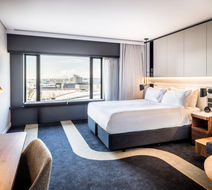 Crowne Plaza Auckland Room
