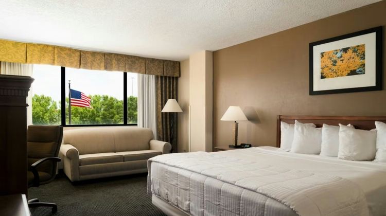 MCM Elegante Hotel & Conf Ctr Beaumont Room