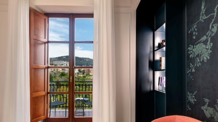 Majestic Palace Room