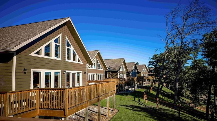 Cragun's Resort Exterior