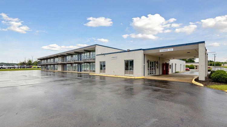 Relax Inn Greeneville Exterior