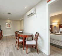Red Lion Inn & Suites Victoria Room