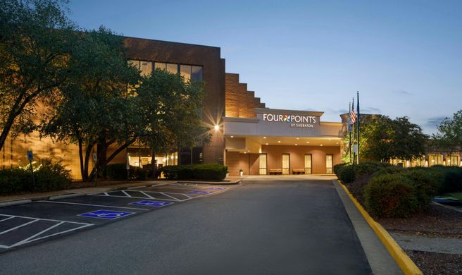 Four Points by Sheraton Richmond Airport Exterior