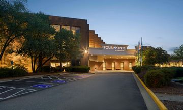 Four Points by Sheraton Richmond Airport
