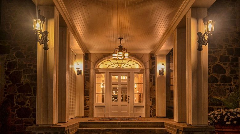 <b>StoneHaven Le Manoir Lobby</b>. Images powered by <a href="https://www.leonardoworldwide.com/" title="Leonardo Worldwide" target="_blank">Leonardo</a>.