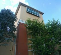 HomeTowne Studios Chantilly Exterior