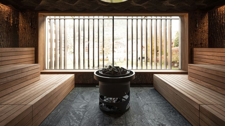 <b>Hotel Gardena Groednerhof Spa</b>. Images powered by <a href="https://www.leonardoworldwide.com/" title="Leonardo Worldwide" target="_blank">Leonardo</a>.