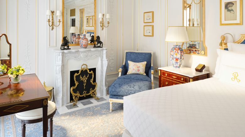 <b>The Ritz London Room</b>. Images powered by <a href="https://www.leonardoworldwide.com/" title="Leonardo Worldwide" target="_blank">Leonardo</a>.