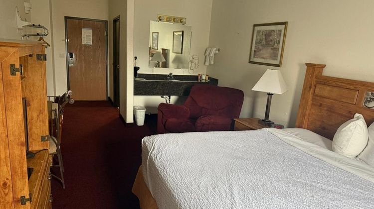 FairBridge Inn & Suites Williston Room