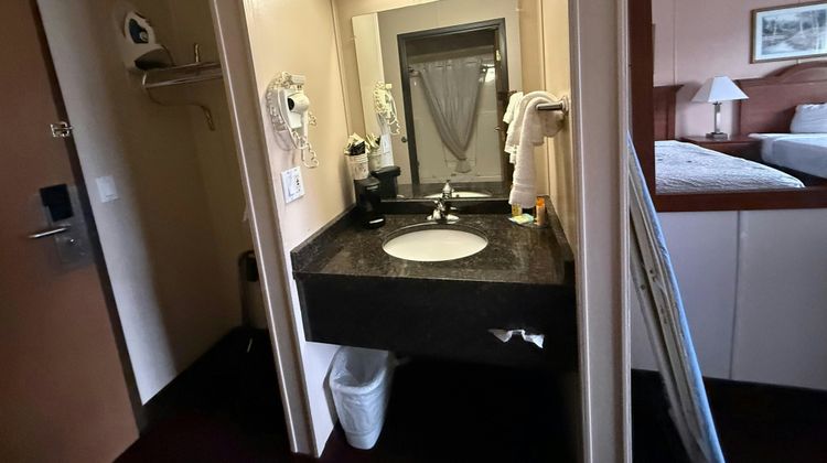 FairBridge Inn & Suites Williston Room