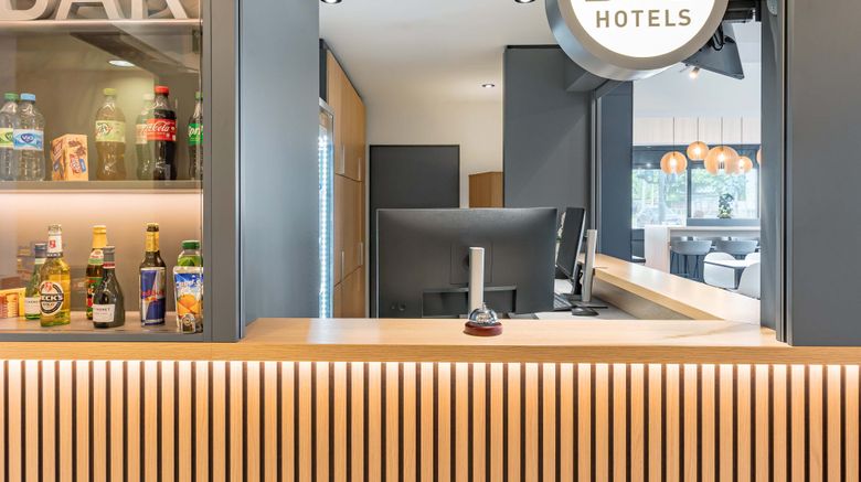 <b>B&B Hotel Saarbruecken Ost Lobby</b>. Images powered by <a href="https://www.leonardoworldwide.com/" title="Leonardo Worldwide" target="_blank">Leonardo</a>.