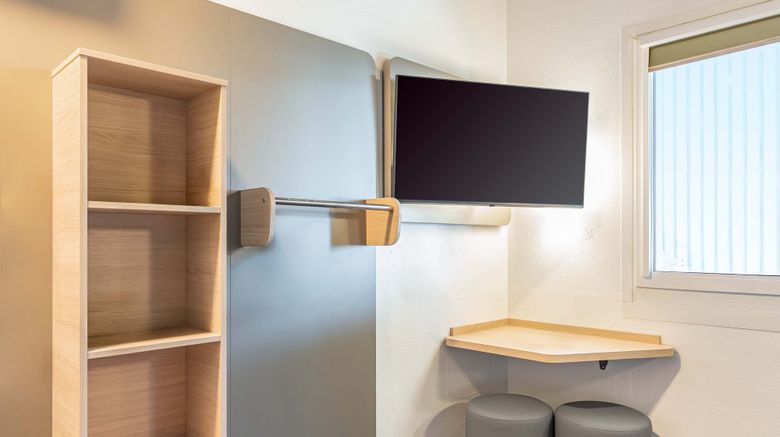 <b>B&B Hotel Saarbruecken Ost Room</b>. Images powered by <a href="https://www.leonardoworldwide.com/" title="Leonardo Worldwide" target="_blank">Leonardo</a>.