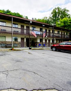 Chapmanville Inn