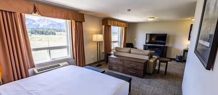 Stoney Nakoda Resort Room