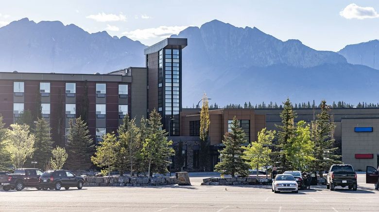 Stoney Nakoda Resort Exterior. Images powered by <a href="https://www.leonardoworldwide.com" target="_blank" rel="noopener">Leonardo</a>.