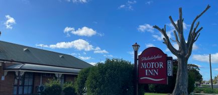 Philadelphia Motor Inn Exterior