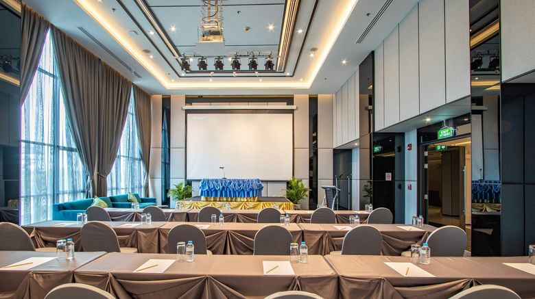 <b>Fortune Hotel Saengchan Beach Meeting</b>. Images powered by <a href="https://www.leonardoworldwide.com/" title="Leonardo Worldwide" target="_blank">Leonardo</a>.