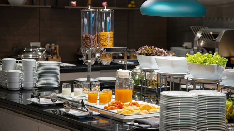 Fortune Hotel Saengchan Beach Restaurant