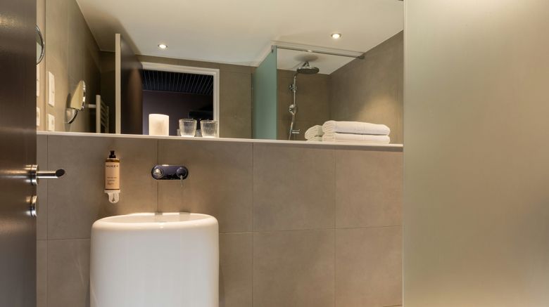 <b>Hotel Diana Dauphine Room</b>. Images powered by <a href="https://www.leonardoworldwide.com/" title="Leonardo Worldwide" target="_blank">Leonardo</a>.