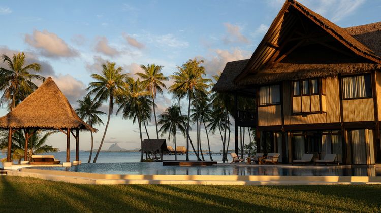 Vahine Island Private Island Resort Exterior