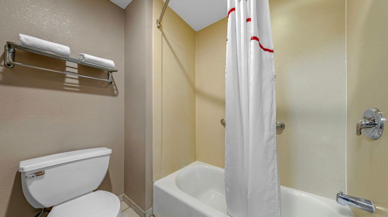 <b>Red Roof Inn & Suites Bellmawr Room</b>. Images powered by <a href="https://www.leonardoworldwide.com/" title="Leonardo Worldwide" target="_blank">Leonardo</a>.