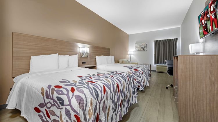 Red Roof Inn & Suites Bellmawr Room