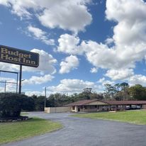 Budget Host Inn