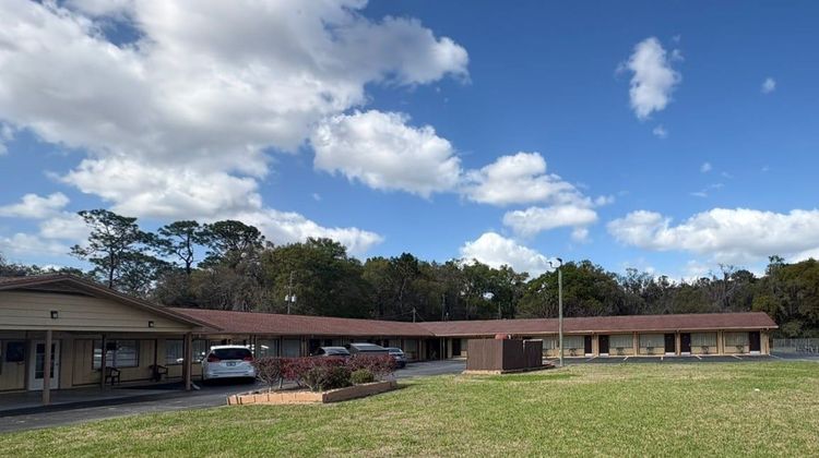 Budget Host Inn Exterior
