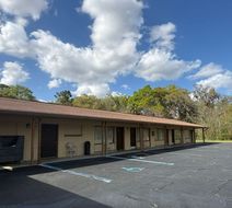 Budget Host Inn Exterior