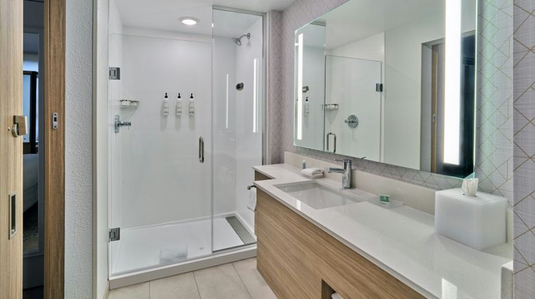 <b>SpringHill by Marriott Gilbert Room</b>. Images powered by <a href="https://www.leonardoworldwide.com/" title="Leonardo Worldwide" target="_blank">Leonardo</a>.