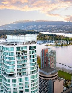 Vancouver Marriott Pinnacle Downtown