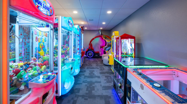 <b>Holiday Inn Resort Galveston-On Beach Recreation</b>. Images powered by <a href="https://www.leonardoworldwide.com/" title="Leonardo Worldwide" target="_blank">Leonardo</a>.